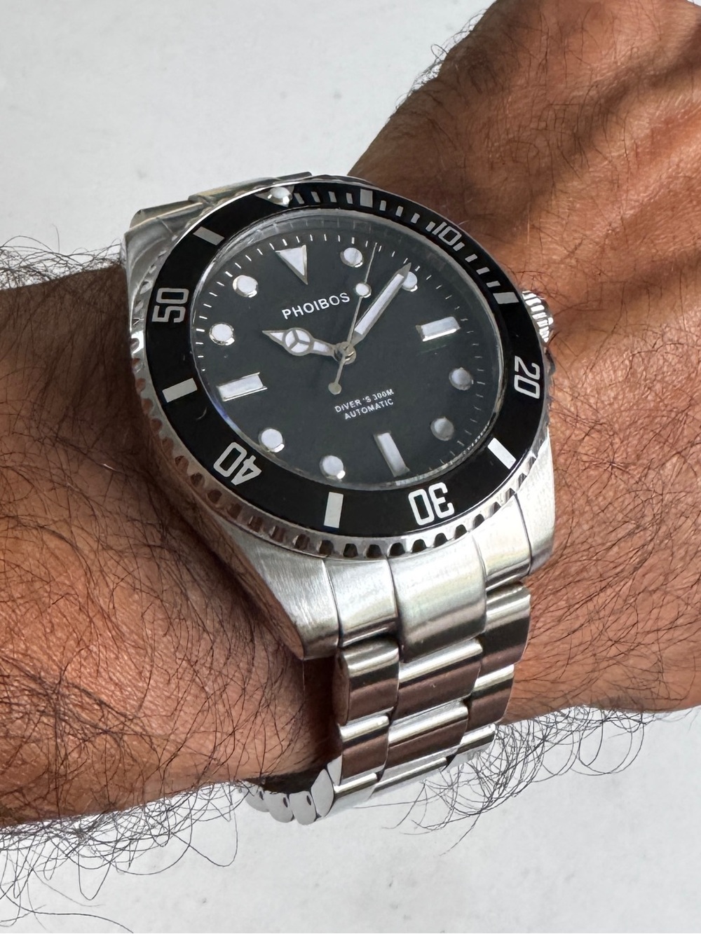 PHOIBOS GREAT WHITE PY006C 300M Automatic Diver Watch Black